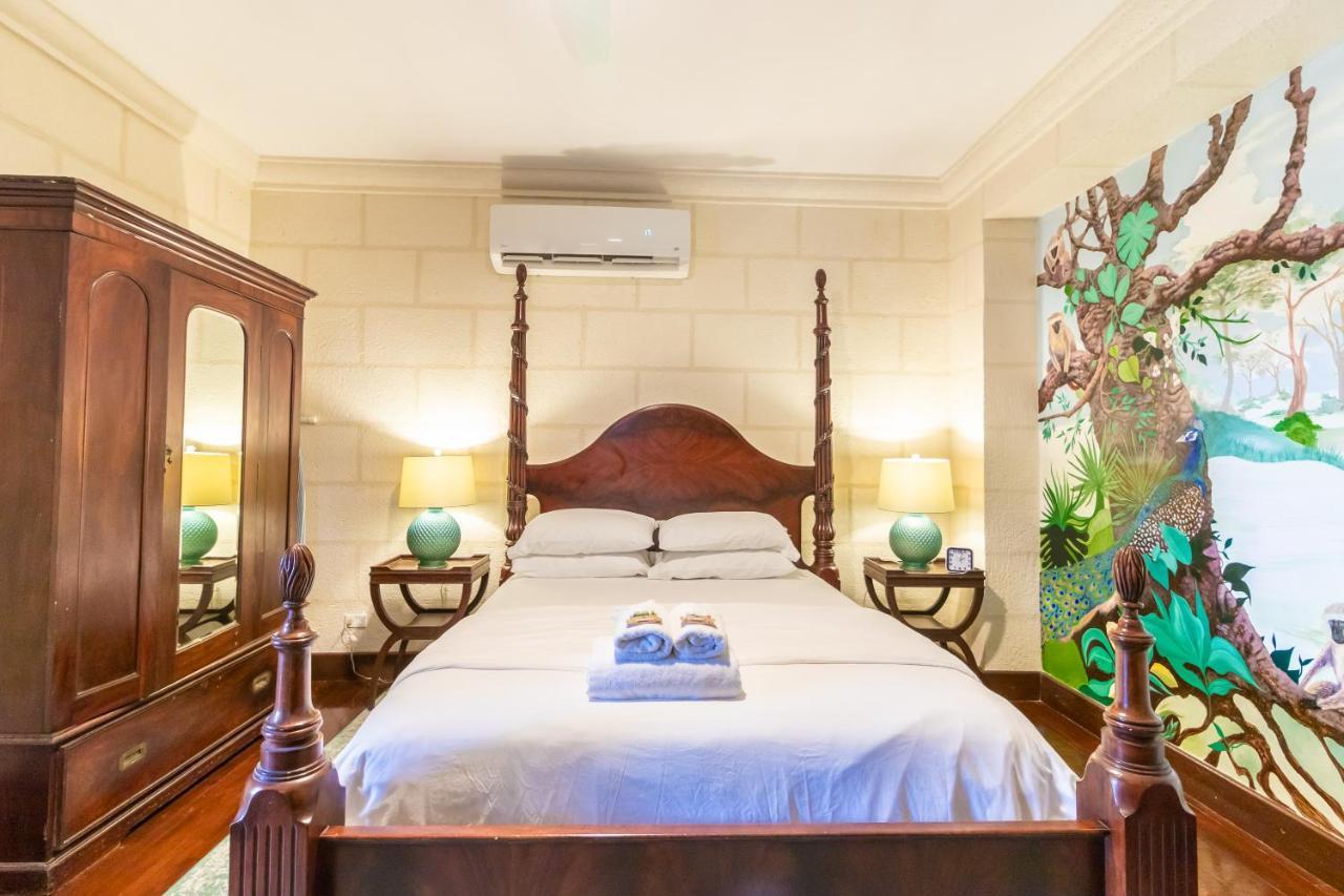 Sweetfield Manor Hotel Bridgetown Kültér fotó