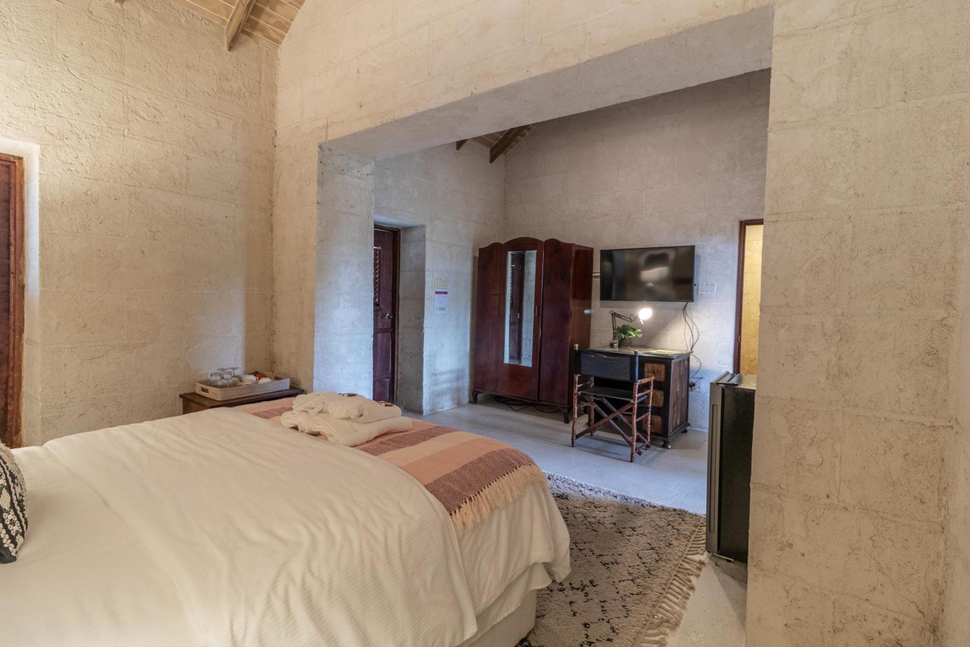 Sweetfield Manor Hotel Bridgetown Kültér fotó