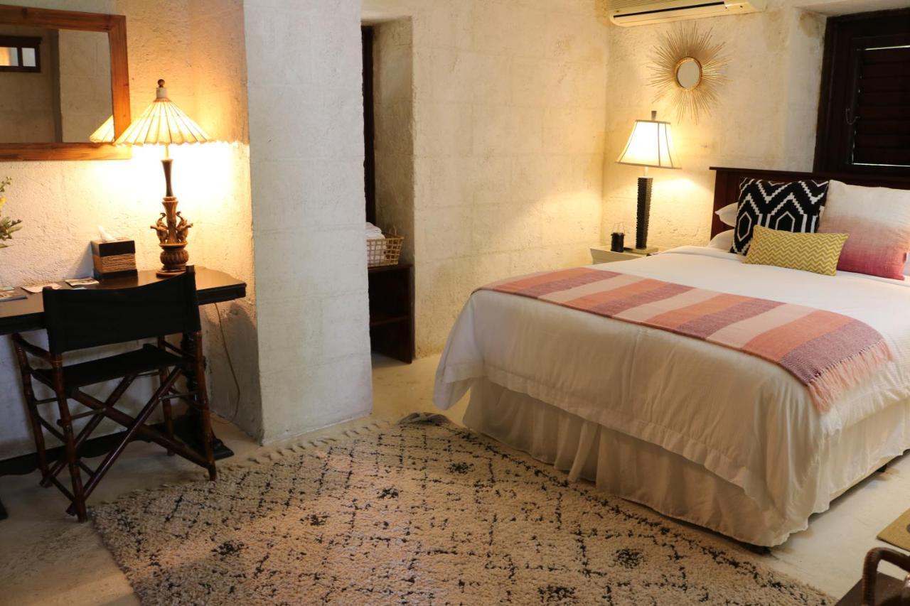 Sweetfield Manor Hotel Bridgetown Kültér fotó